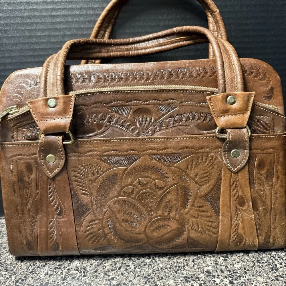 Vintage 80s Flores Bags Genuine‎ Leather Hand Tooled Satchel Purse Goat Mexico